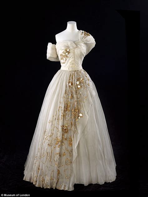 cream dior dress of princess margaret|princess margaret's birthday dress.